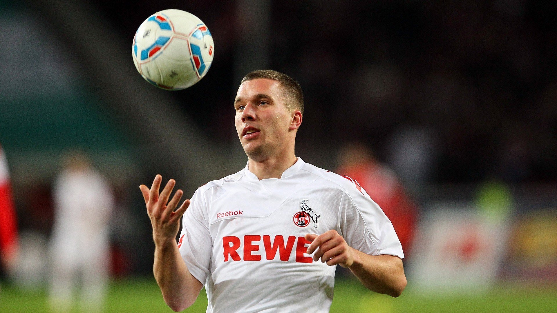 乐鱼体育登录-皮特·斯图斯：完美的防守和瞬间反击，成南非队稳定胜利的保障